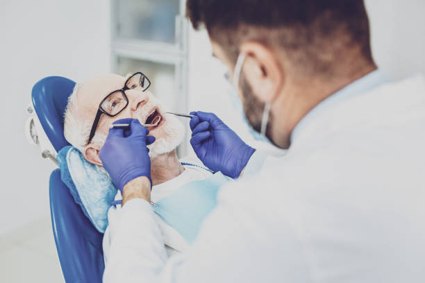 Best Weekend Emergency Dentist in Rainbow Lakes Estates, FL